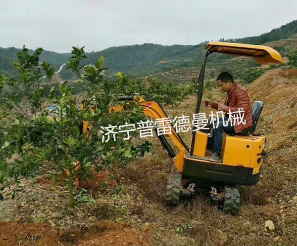 果園挖掘機(jī)